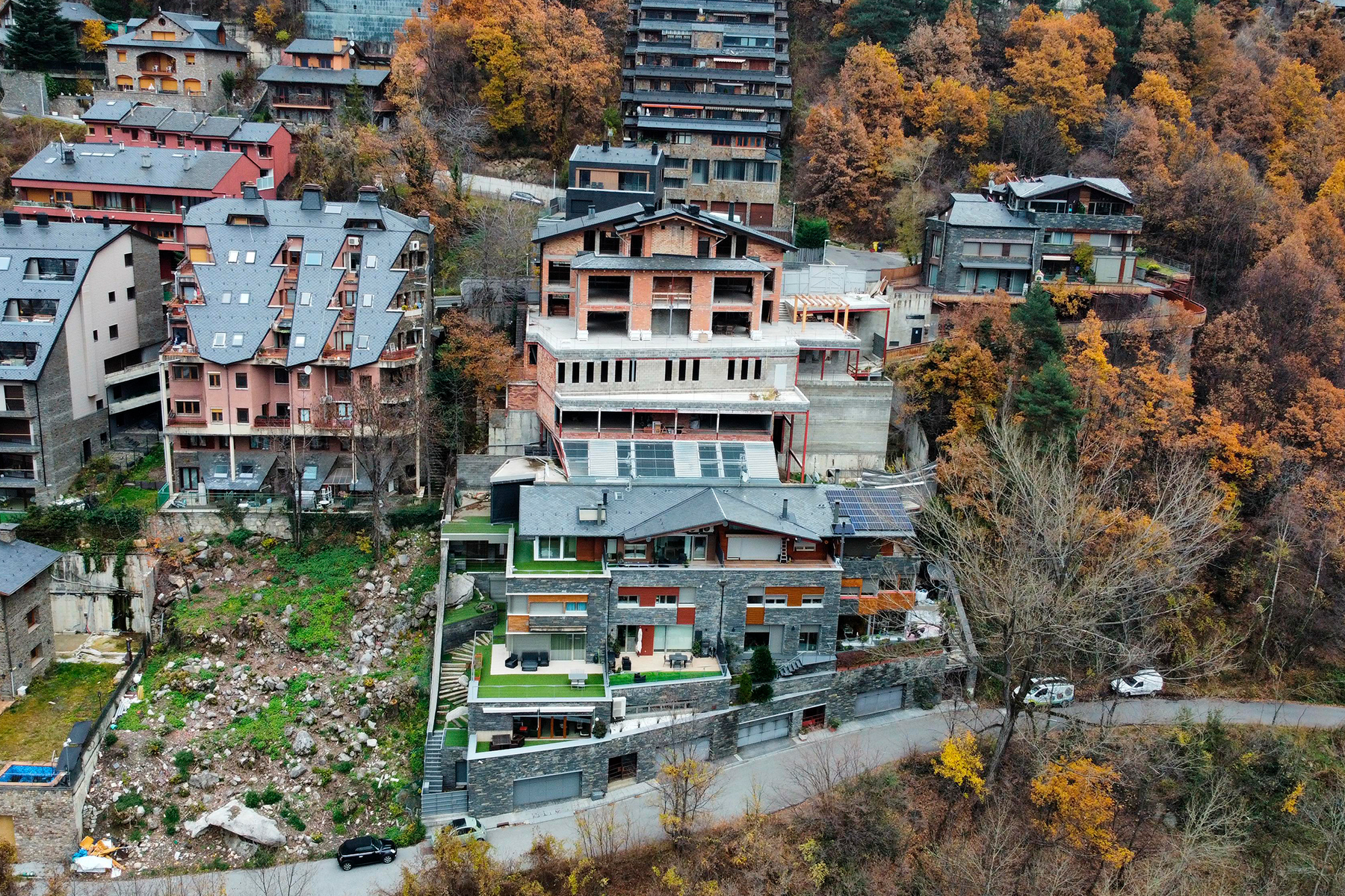 Exclusiu xalet de doble habitatge a la venda a Escaldes