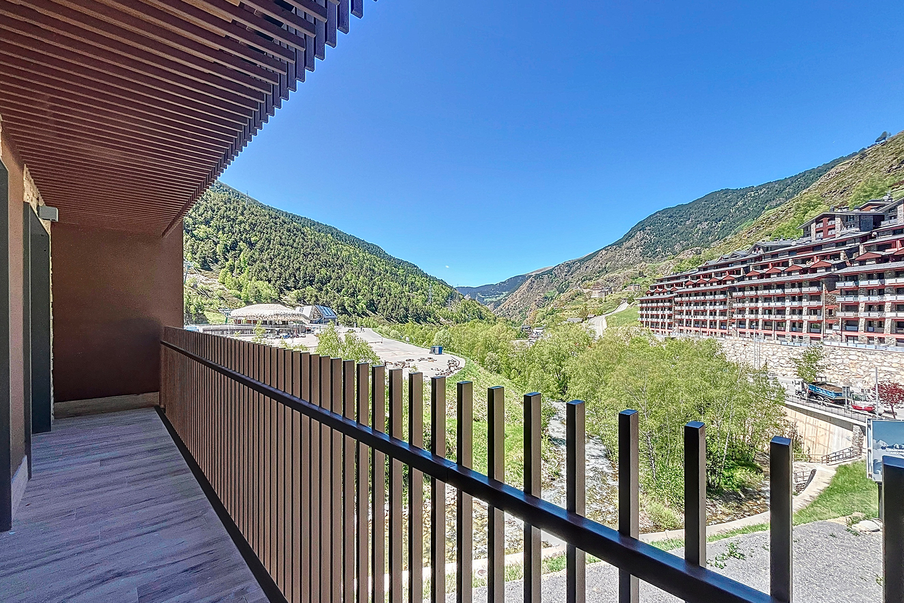 Apartament de luxe d´obra nova per comprar a peu de pistes del Tarter