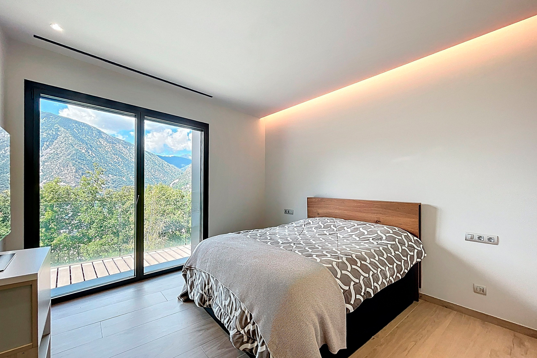 4-bedroom chalet for sale in Escaldes-Engordany · 25 of 60