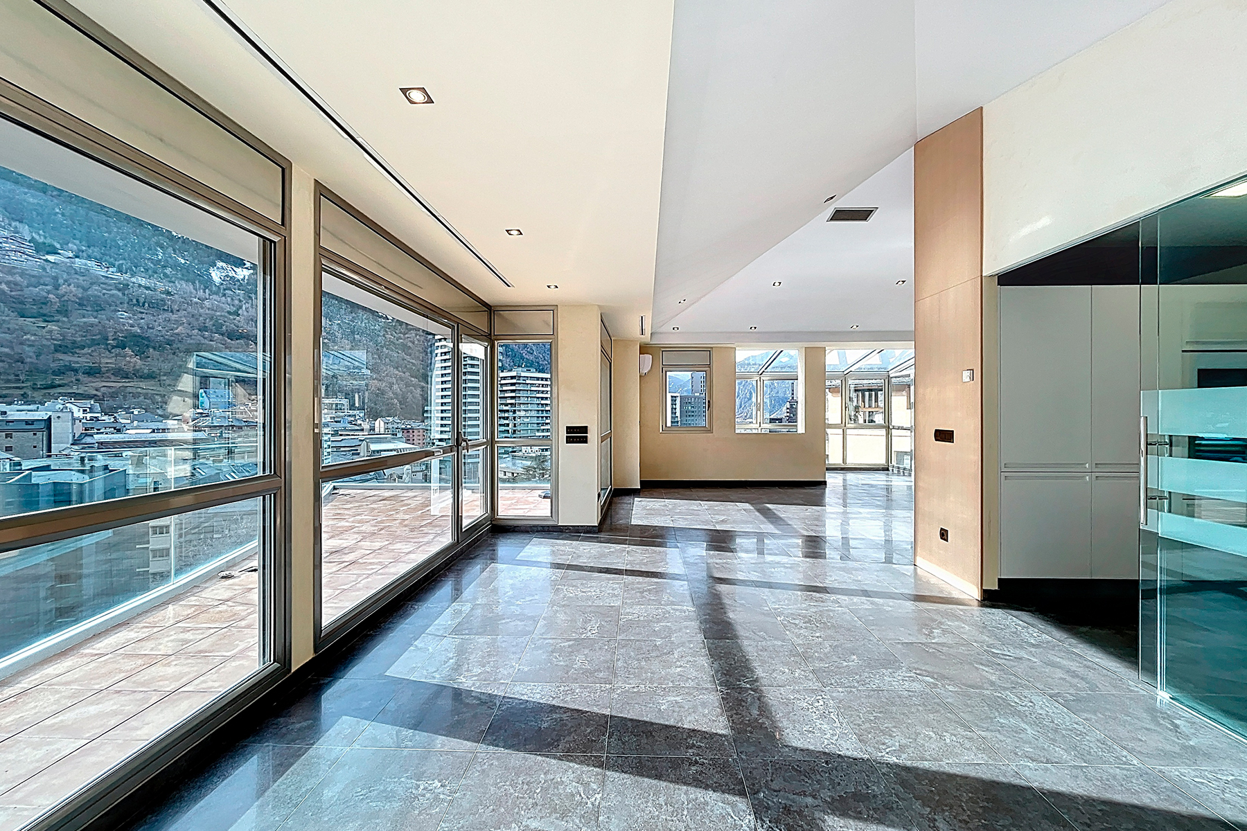 Exclusiu Àtic per comprar al centre d'Escaldes-Engordany