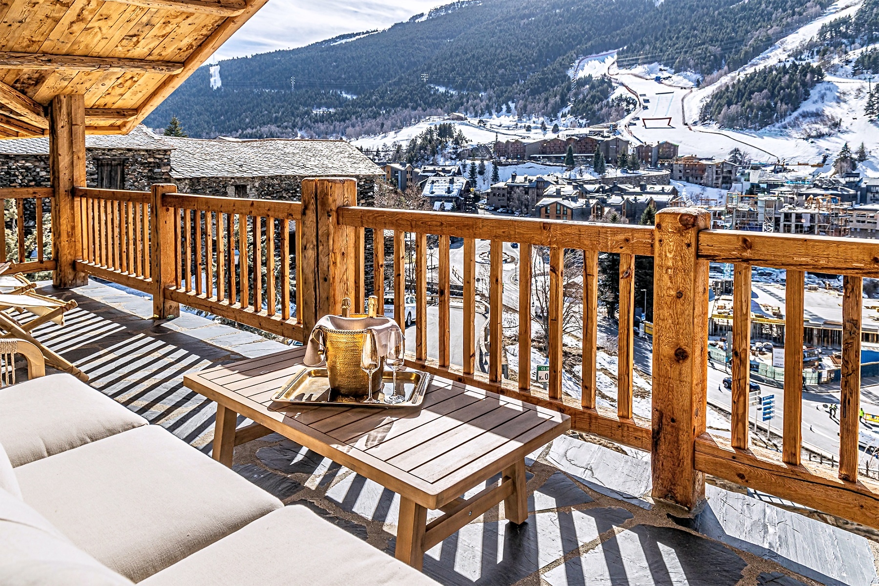 6-bedroom chalet for sale in El Tarter, Canillo · 9 of 57