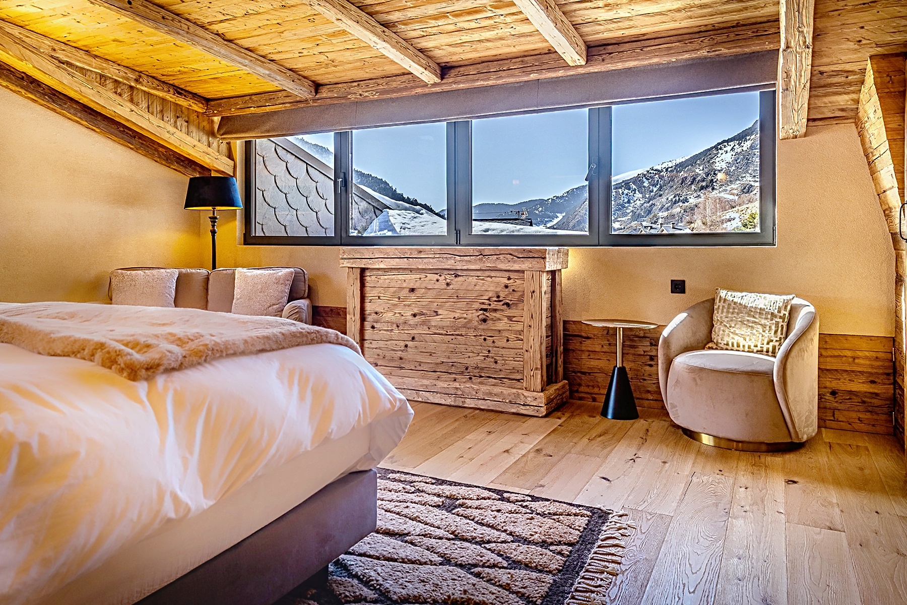 6-bedroom chalet for sale in El Tarter, Canillo · 14 of 57