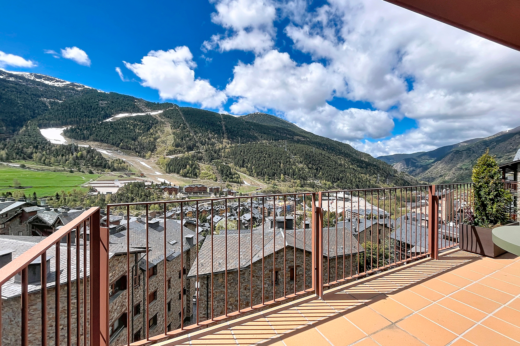 4-bedroom chalet for sale in Canillo · 10 of 60