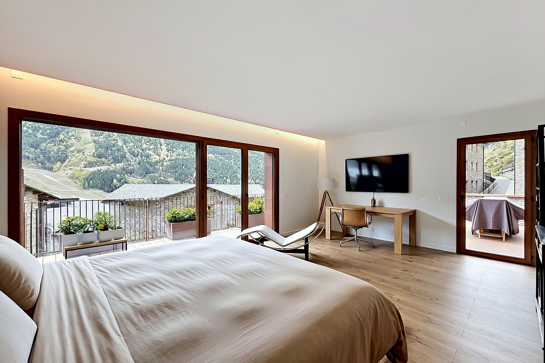 4-bedroom chalet for sale in Canillo · 11 of 60