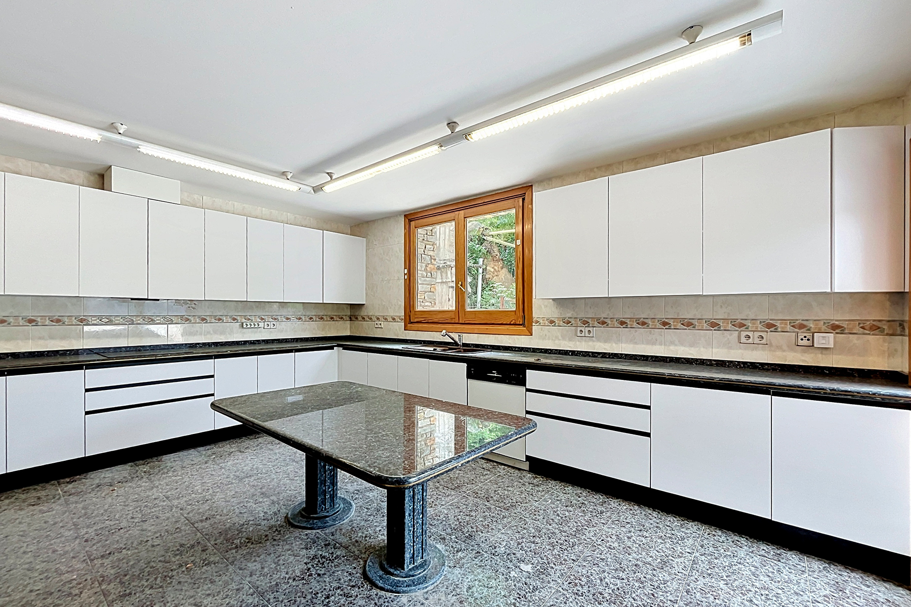 5-bedroom chalet for rent in Escaldes-Engordany · 52 of 60