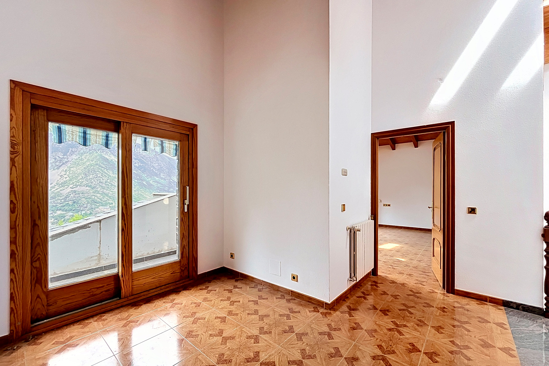 5-bedroom chalet for rent in Escaldes-Engordany · 58 of 60