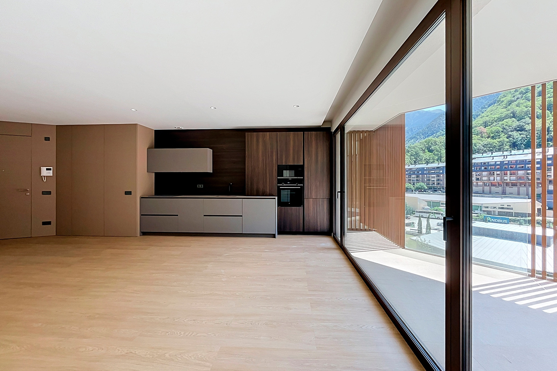 3-bedroom flat for sale in Andorra la Vella · 10 of 31