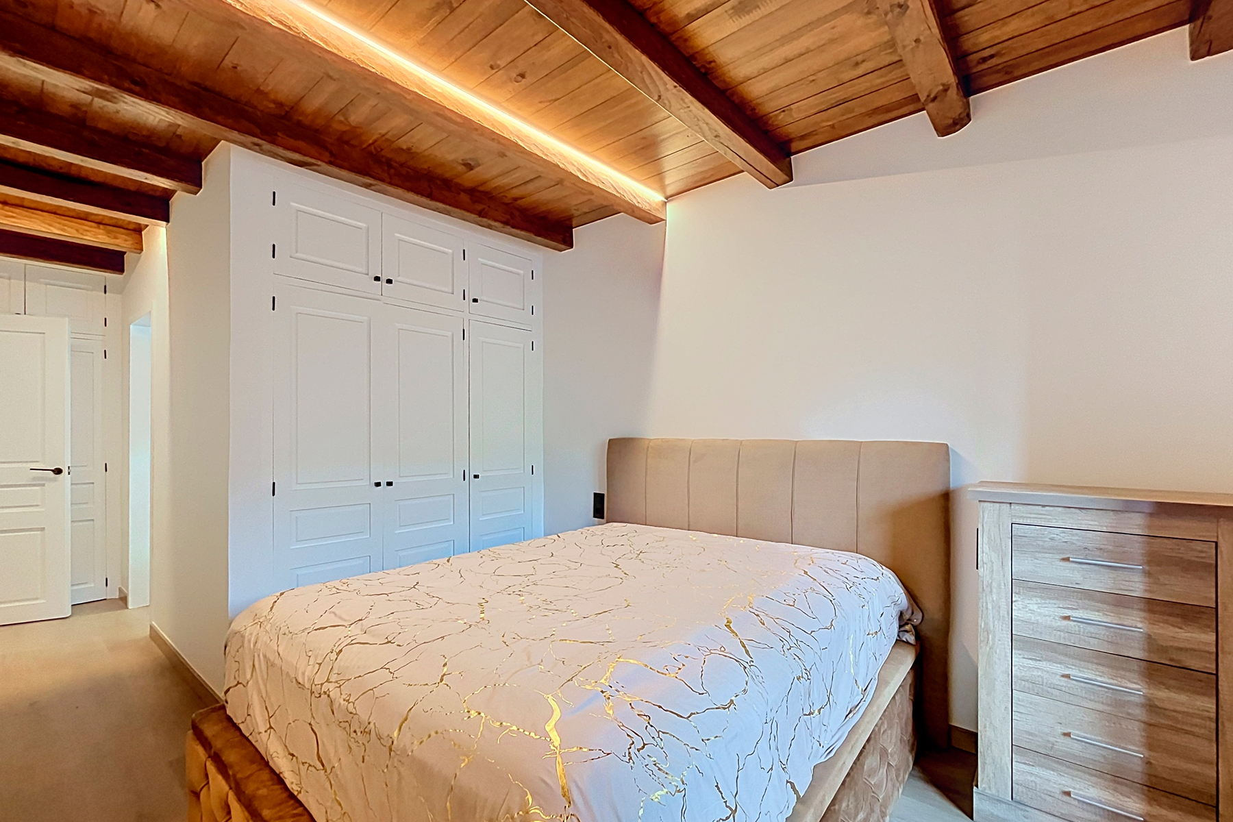 3-bedroom flat for sale in El Tarter, Canillo · 57 of 60