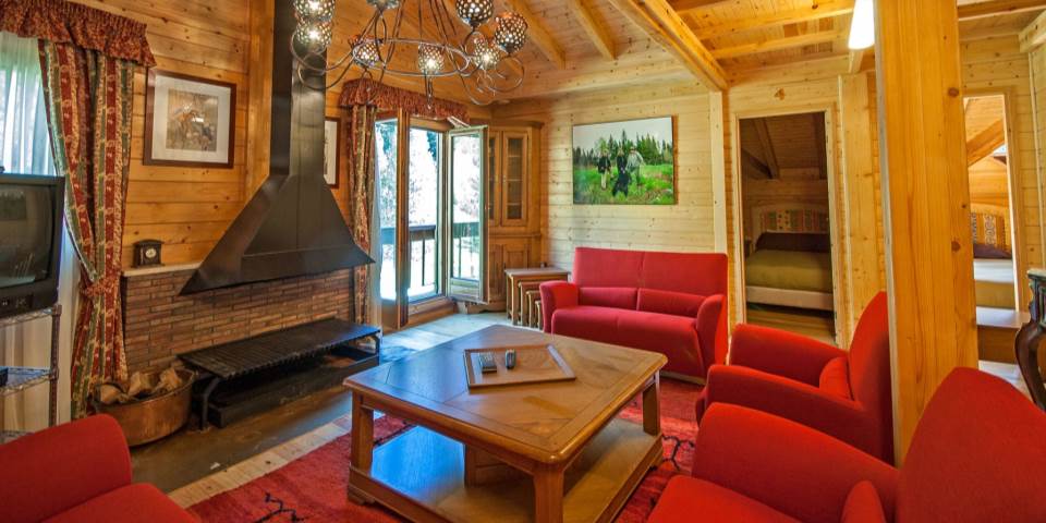 Chimeneas a pie de pistas de esquí en Andorra